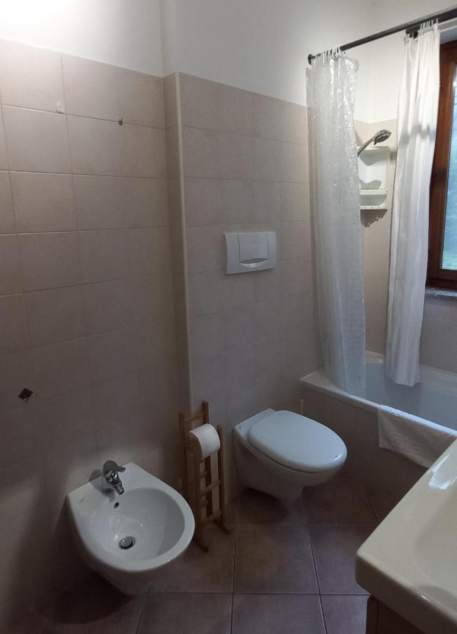 Piccolo E Confortevole Tra Trento E Riva Del Garda Villa Lagarina Bagian luar foto
